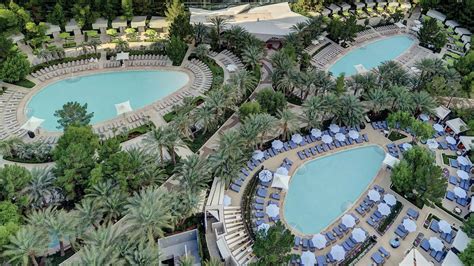 ARIA Resort & Casino, Autograph Collection .